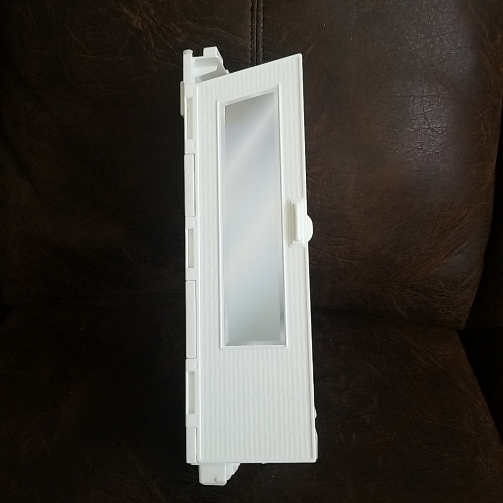 B33- Closet For 3rd Floor Mattel Barbie Dream House Dollhouse Replacement